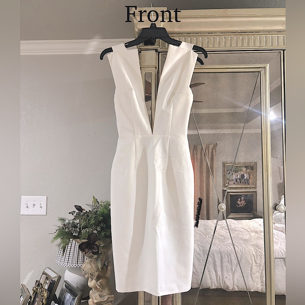 Solace London Dress | White | Size 0 | Deep V | Fitted | 🤍